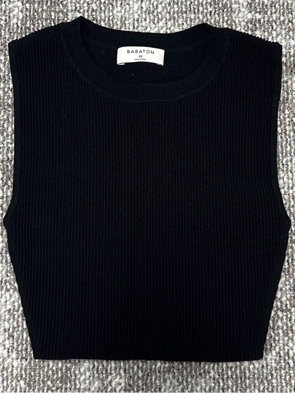 Aritzia Babaton Black Ribbed Crewneck Crop Tank